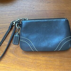 🩶🩶Y2K Coach Mini SoHo Wristlet with Original Hang Tag🩶🩶